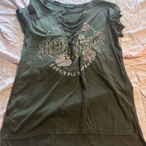 Streetwear Society Olive Graphic Lace-Up Tee